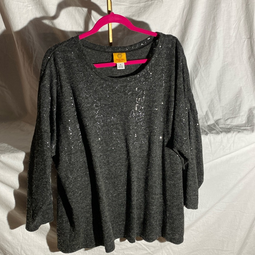 Ruby Rd 1x 80% acrylic 20% nylon sweater gray non smoker excellent condition